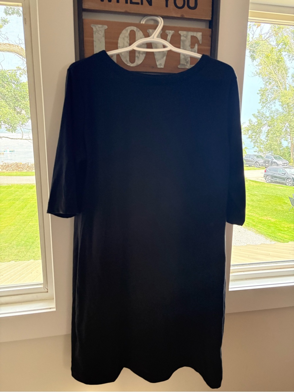 Denver Hayes Black Ribbed Midi Shift Dress